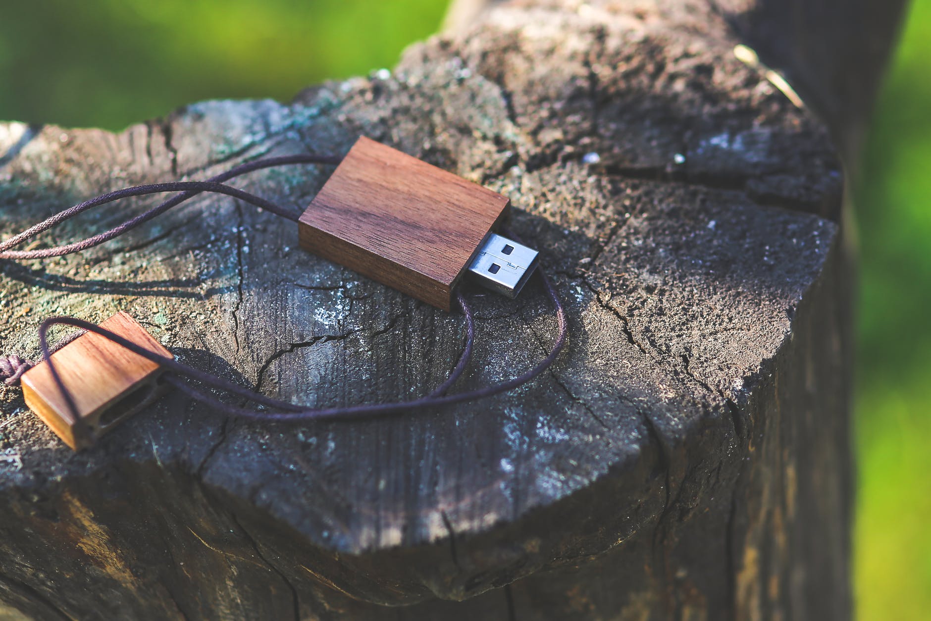wooden usb flash drive